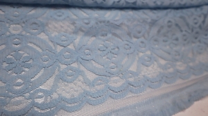 koronka  jasna niebieska n 373 -světle modrá krajka