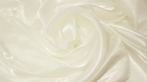 tiul nylon kremowy - kupon 2,4m -nylon krémový 