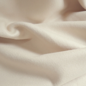 wełna zbita jasny krem-beż - světle béžová kompaktní vlna