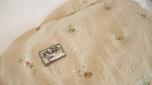 tkanina  błuzkow kresz-haft -n.4l Textilie pro oděvy