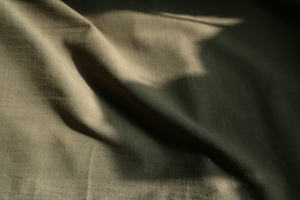 len gładki kolor zieleń -khaki n.365 - hladki len,barva zeleno-khaki 