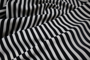 bawełna czarno białe paski n.355 bavlněné černé a bílé pruhy