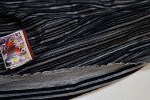 dzianina czarno - biała- prążki n.152  černobílý úplet - pruhy