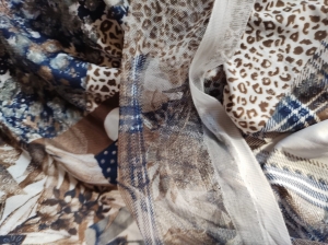 dzianina  kolorowa z siateczką-  n.187  -úplet  se síťkou