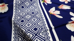 tkanina jedwabna raportowa  - n.180    opakující se vzor tkaniny