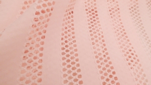 dzianina ażurowa blady róż - n.160a-úplet prolamovaný