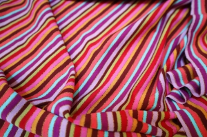 dzianina wiskoza  kolorowe pasy  n.366- úplet tenký viskoza