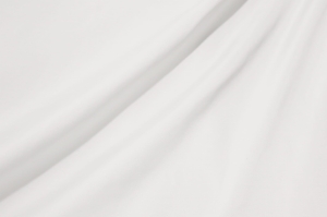 tkanina jedwabna biała n.237 -bílá hedvábná tkanina