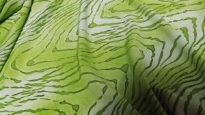 żorżeta cienka kolorowa n- kupon 2,5m -tenká oděvní látka