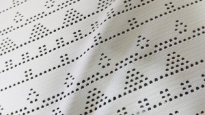 dzianina ażurowa biała - n.7-úplet prolamovaný